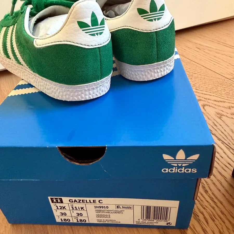 Детские кеды Adidas, размер 30