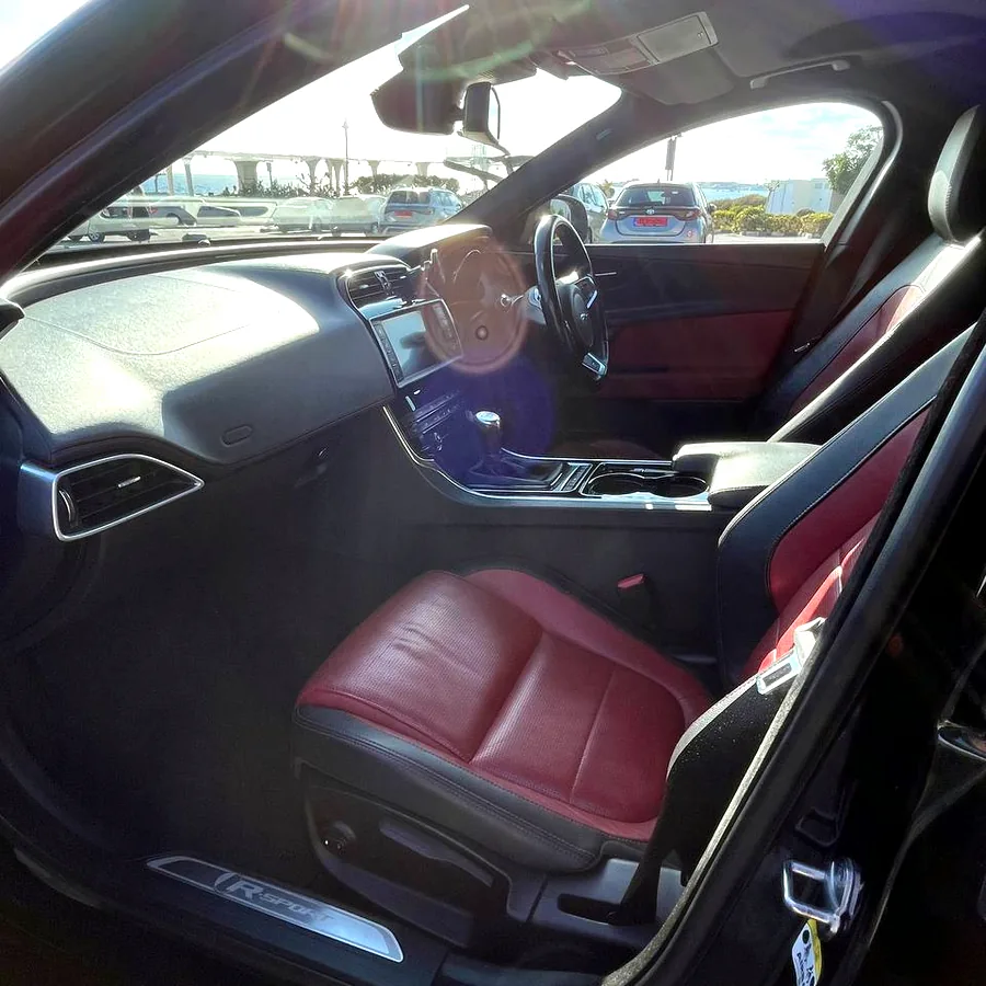 Jaguar XE 2.0d, пробег 160 000 км