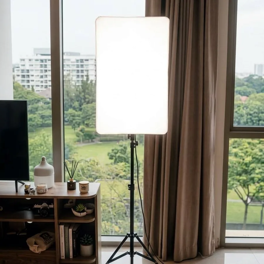 LED-светильник с несколькими вариантами света