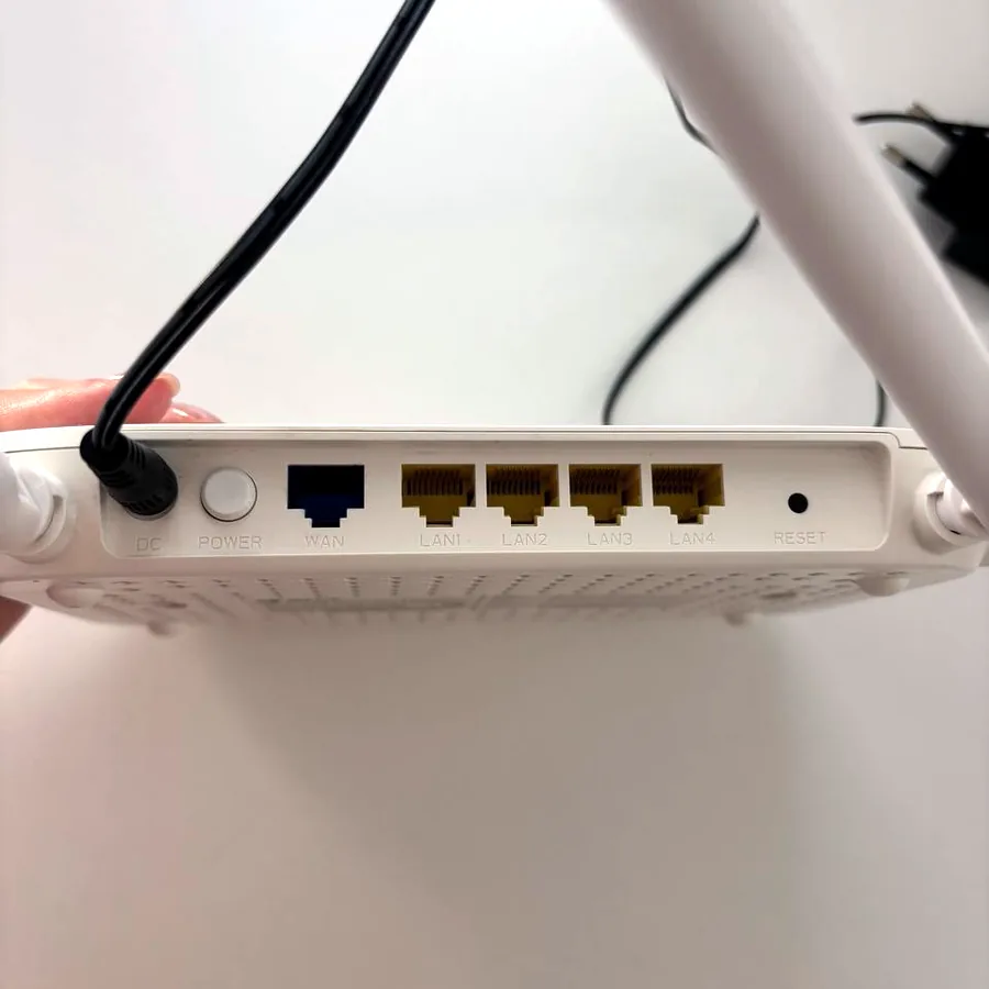 Wi-Fi роутер, двухдиапазонный, 4 антенны