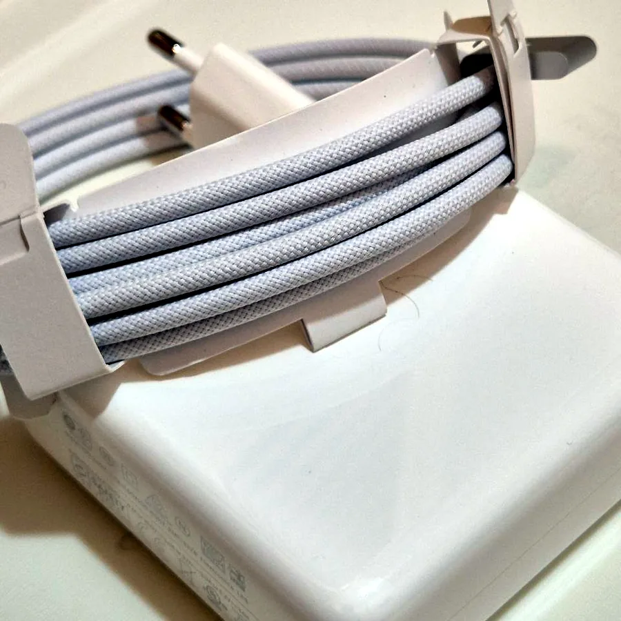 Зарядное устройство MacBook 96W с кабелем MagSafe