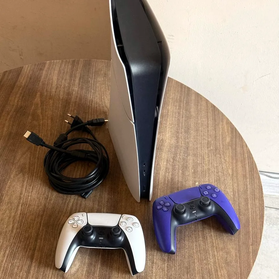 PlayStation 5, почти новая