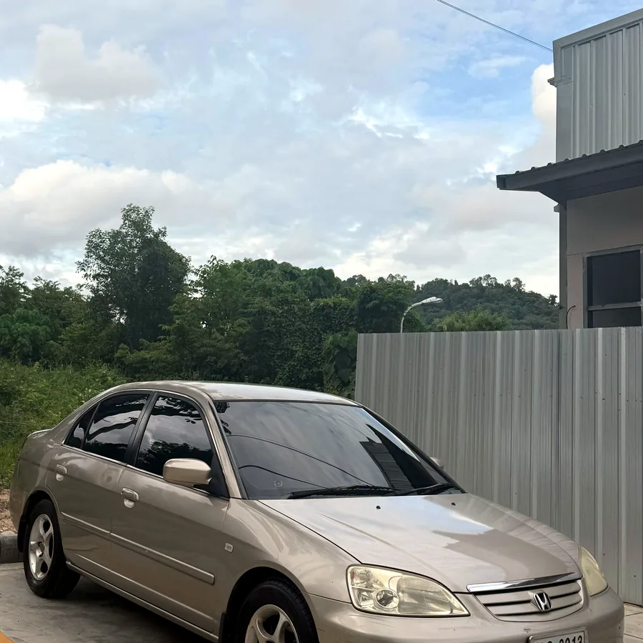 Honda Civic 2001, пробег 298 000 км