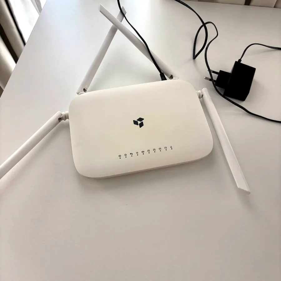 Wi-Fi роутер, двухдиапазонный, 4 антенны