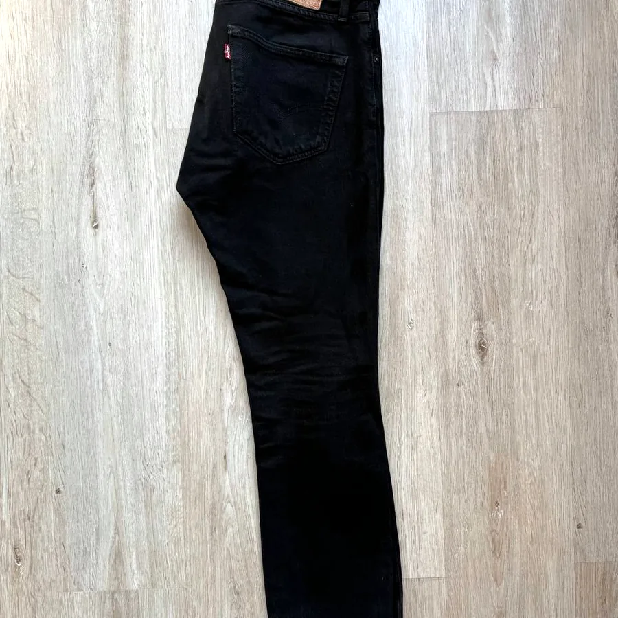 Levi's Black Jeans, W29/L30