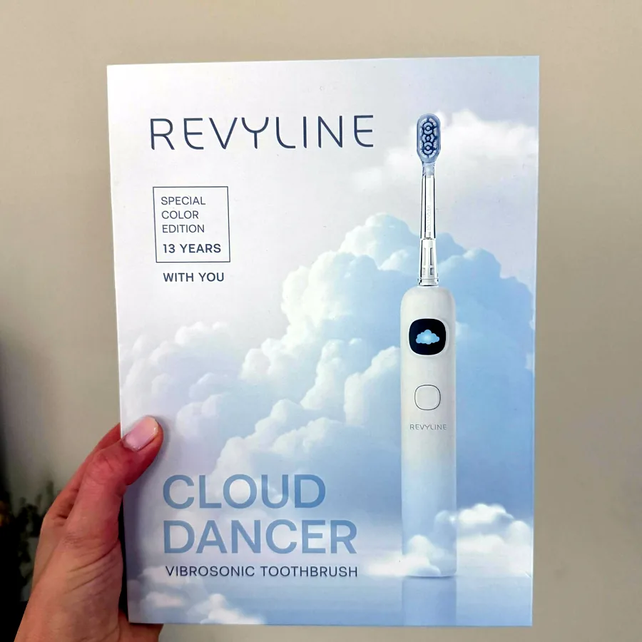 Электрическая зубная щётка Revyline