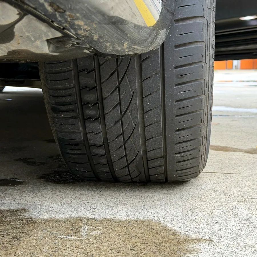Летние шины 295/40R21, 2 колеса