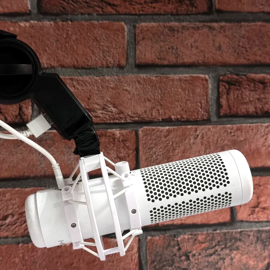 Микрофон HyperX QuadCast S белый