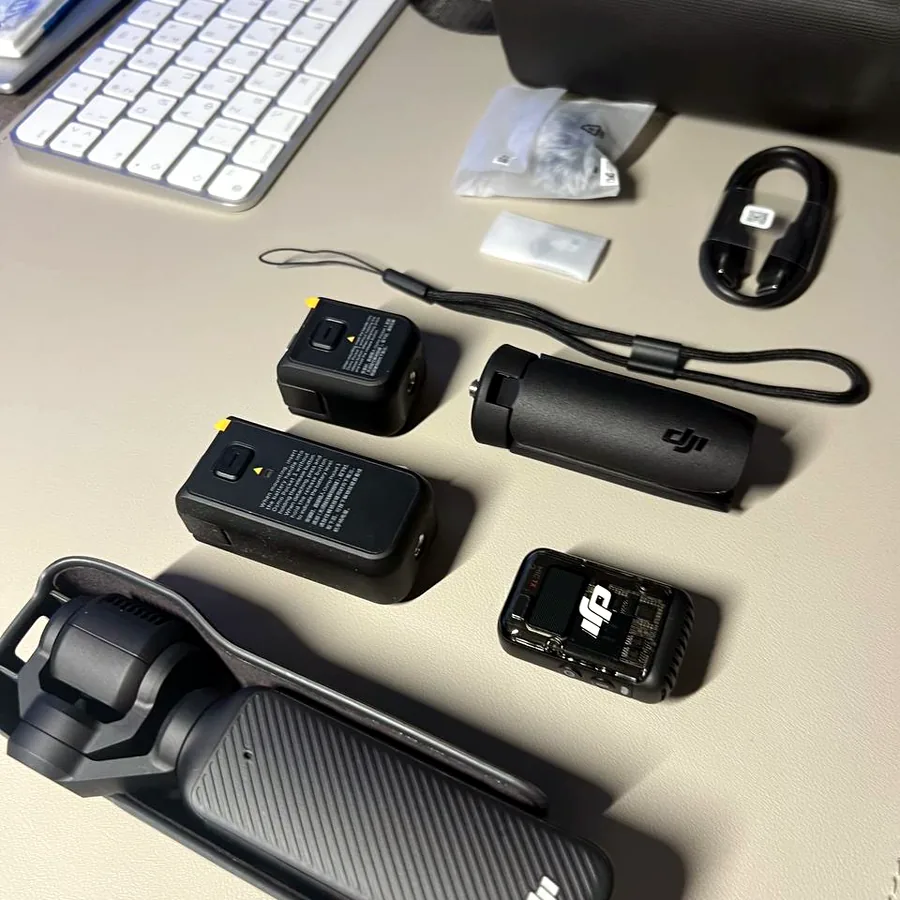 DJI Osmo Pocket 3 Creator Combo с аксессуарами