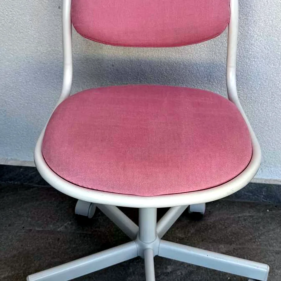 Стул IKEA, год использования