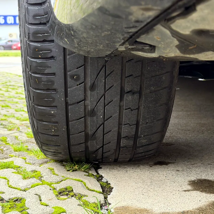 Летние шины 295/40R21, 2 колеса