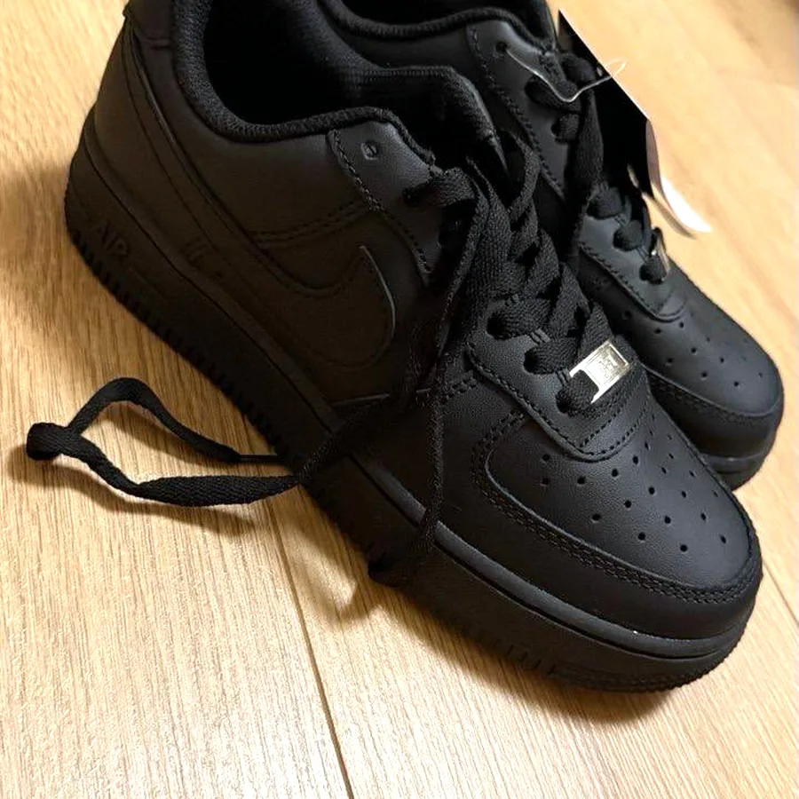 Nike Air Force Black, размер 39