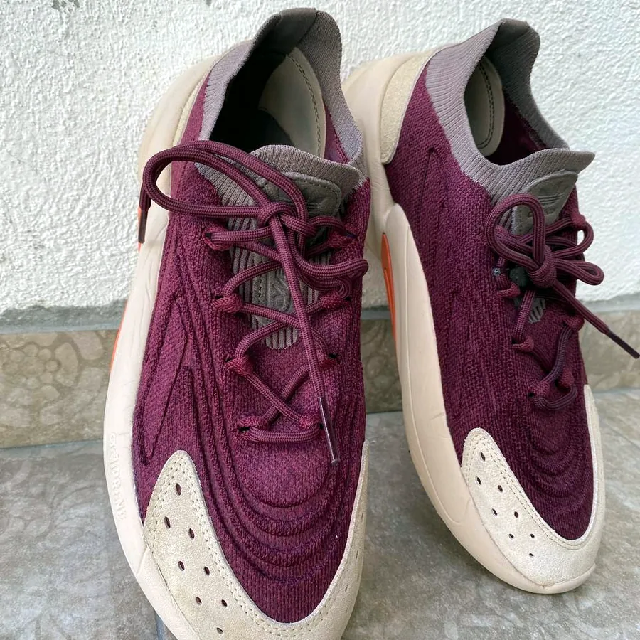 Кроссовки Adidas Ozelia KNT, размер 40