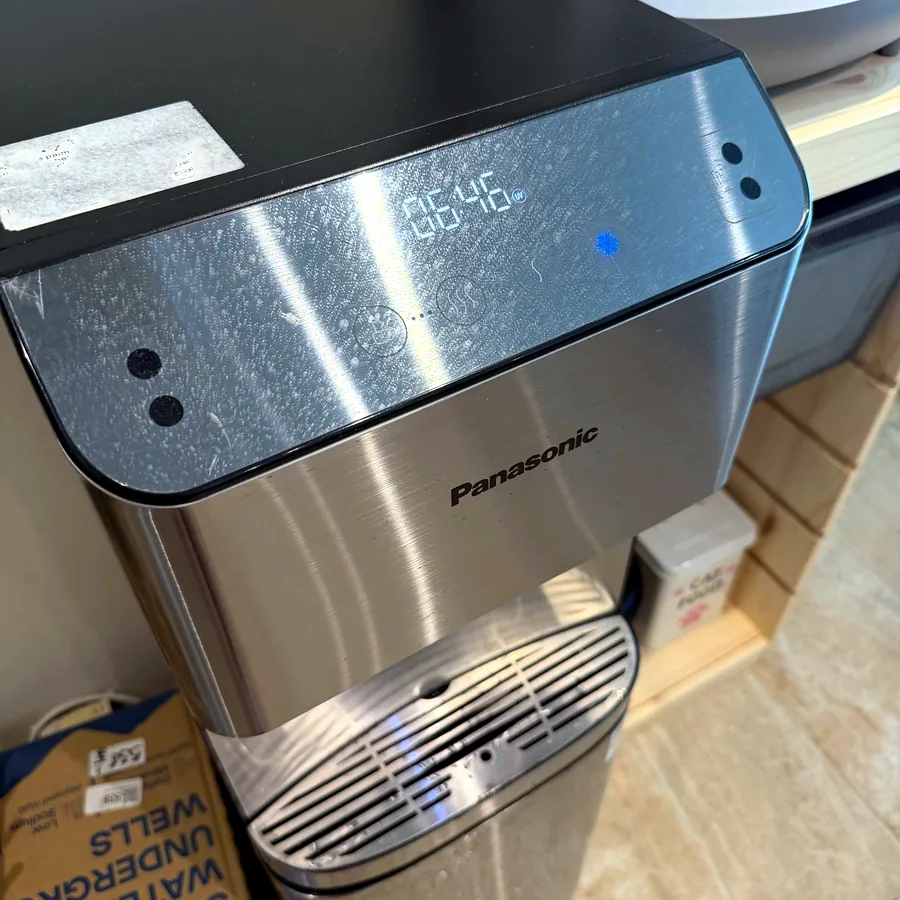 Panasonic water dispenser, boiling and cooling