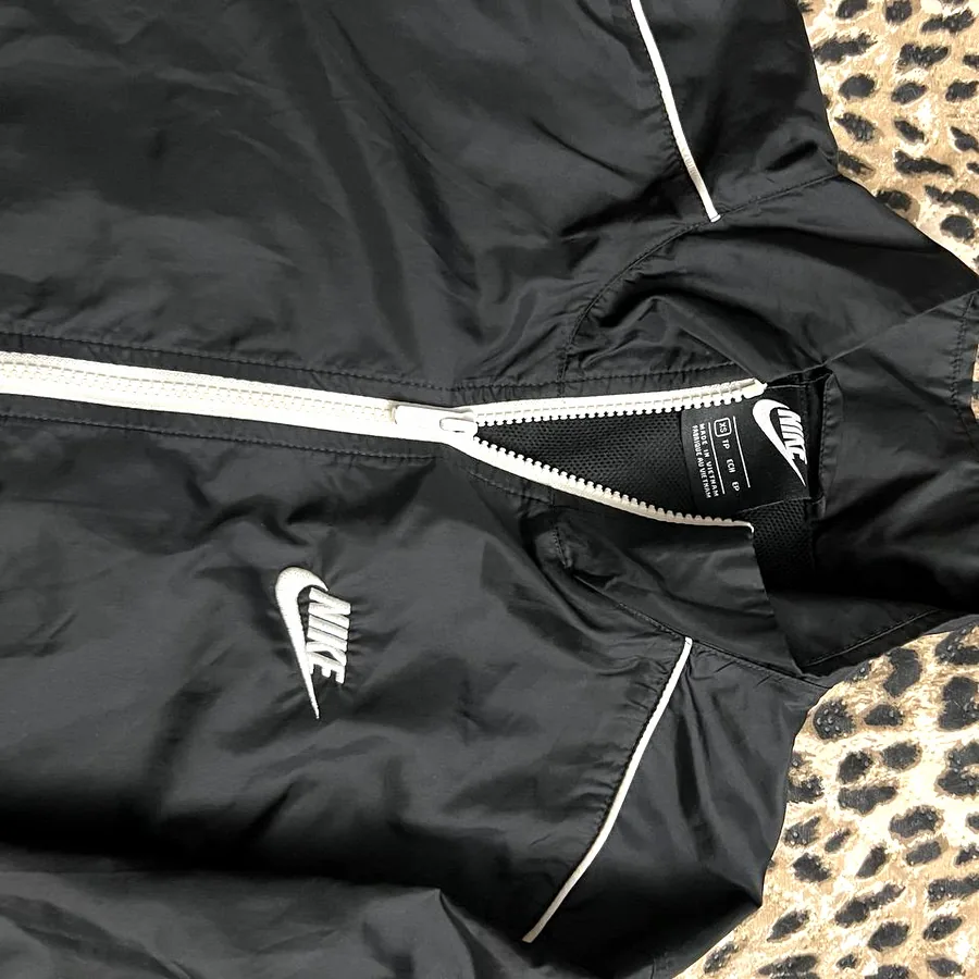 Nike оригинал, идеальное состояние