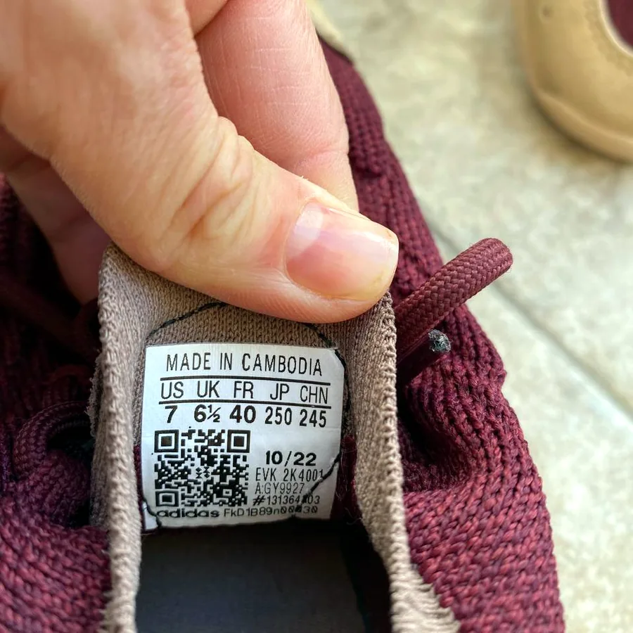 Кроссовки Adidas Ozelia KNT, размер 40