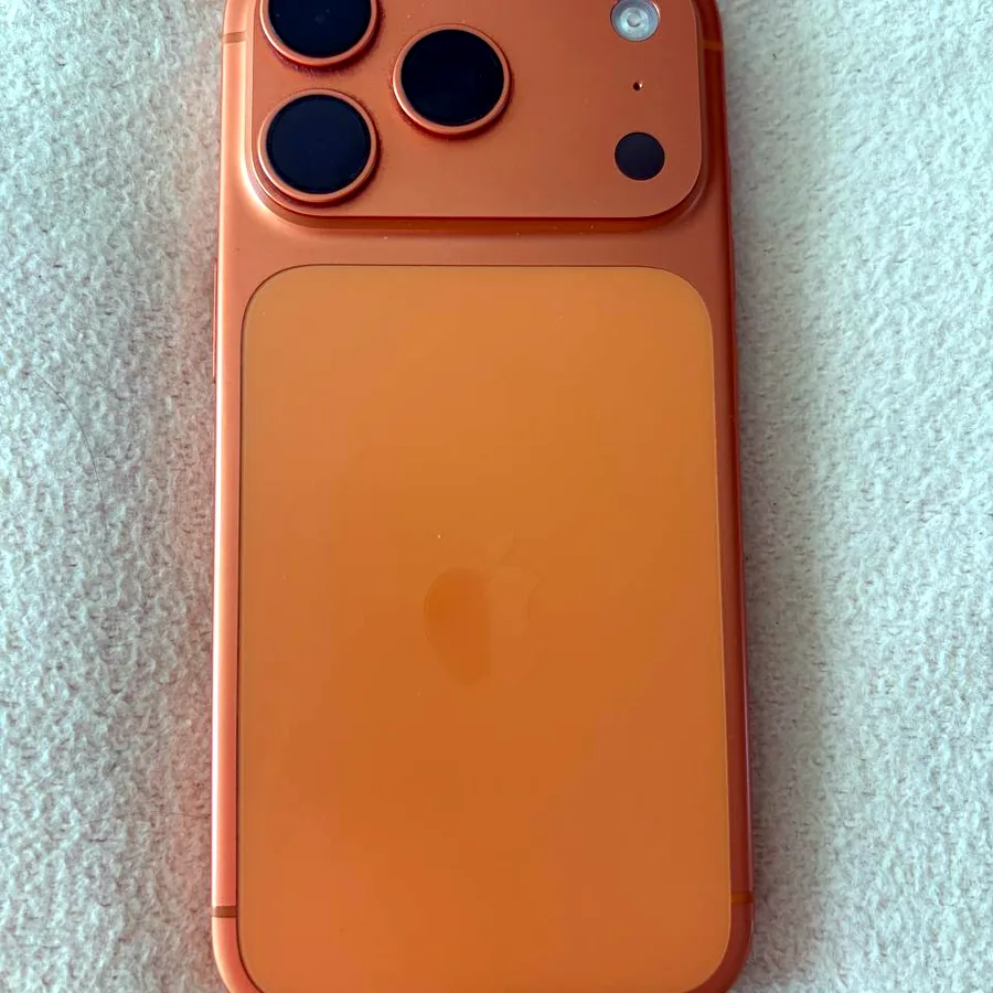 iPhone 17 Pro 256 GB, состояние хорошее